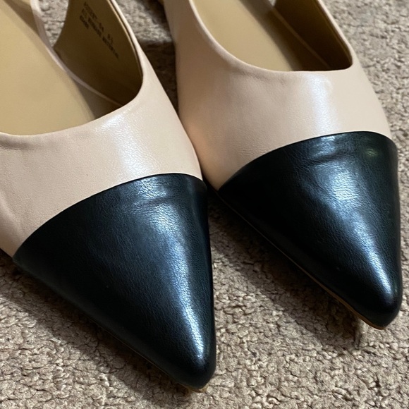 BAMBOO Women's Black and Cream Pointed Toe Size 8.5 Flats NWOT - Picture 4 of 10